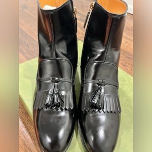 Gucci mens boots size :8